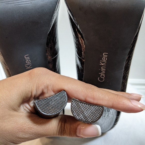 NWOT Calvin Klein heels - Picture 12 of 15